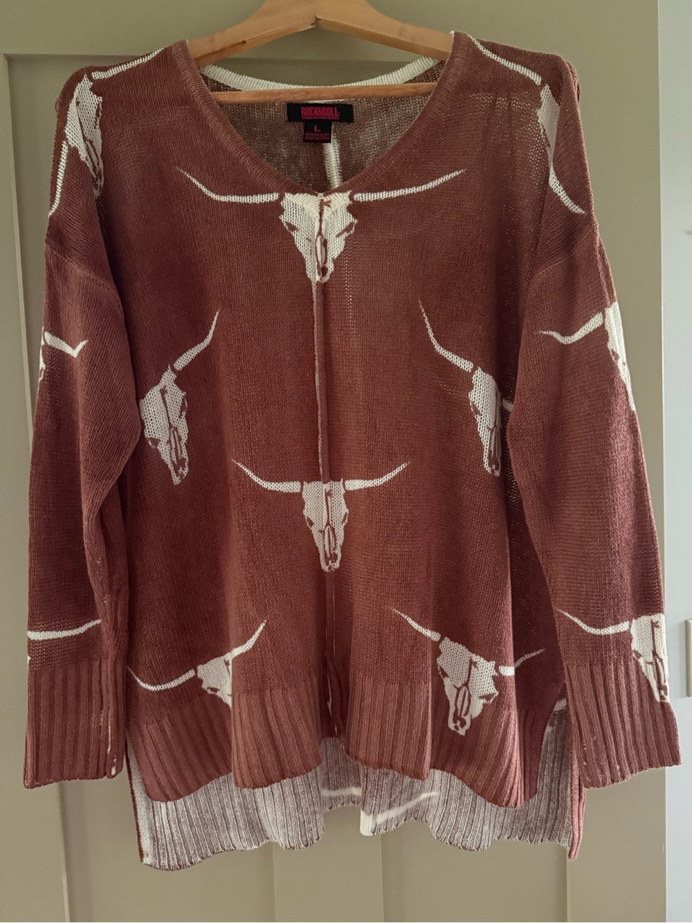 Western Skull V-Neck Knit Sweater - Rust